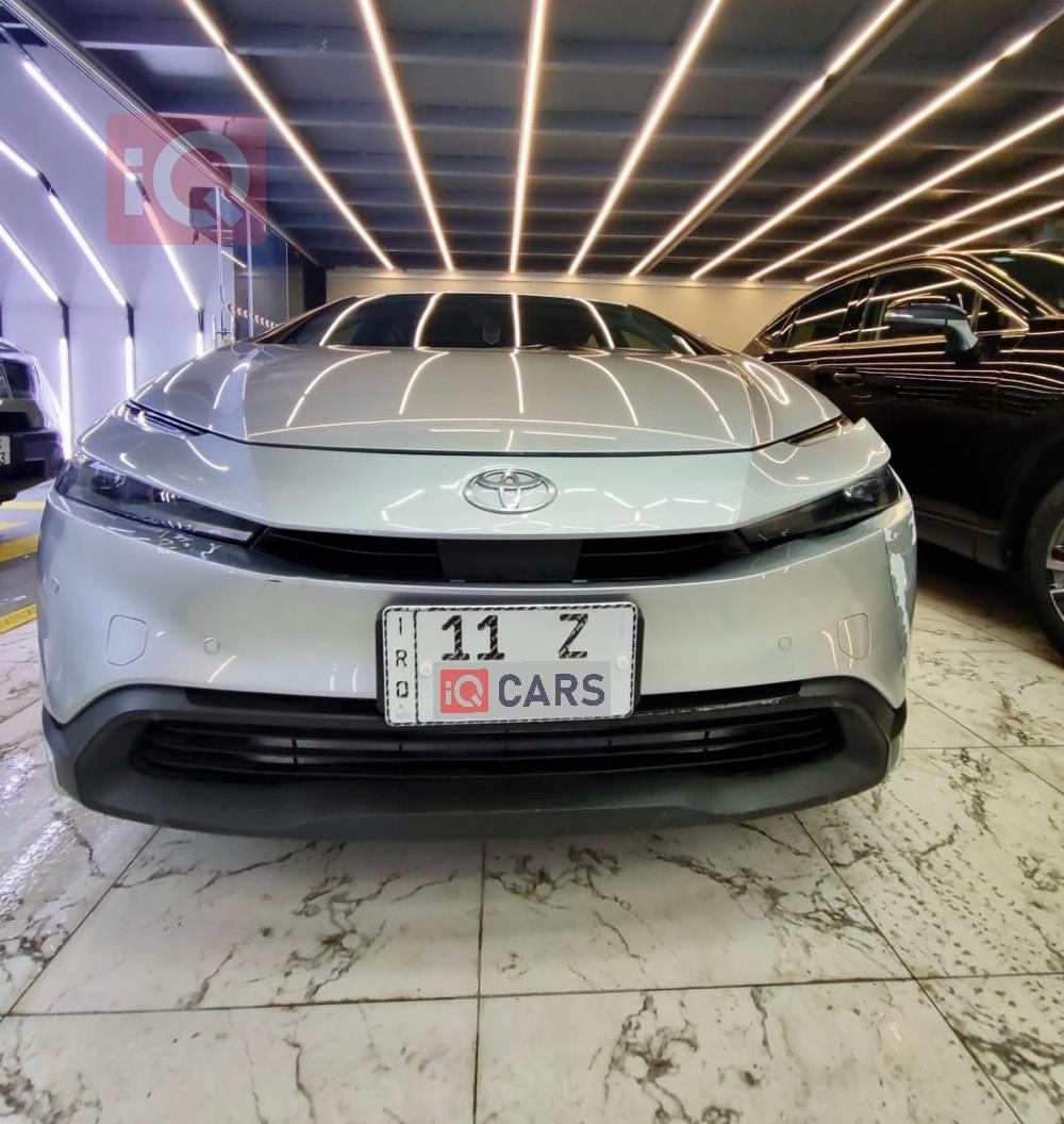 تويوتا بريوس